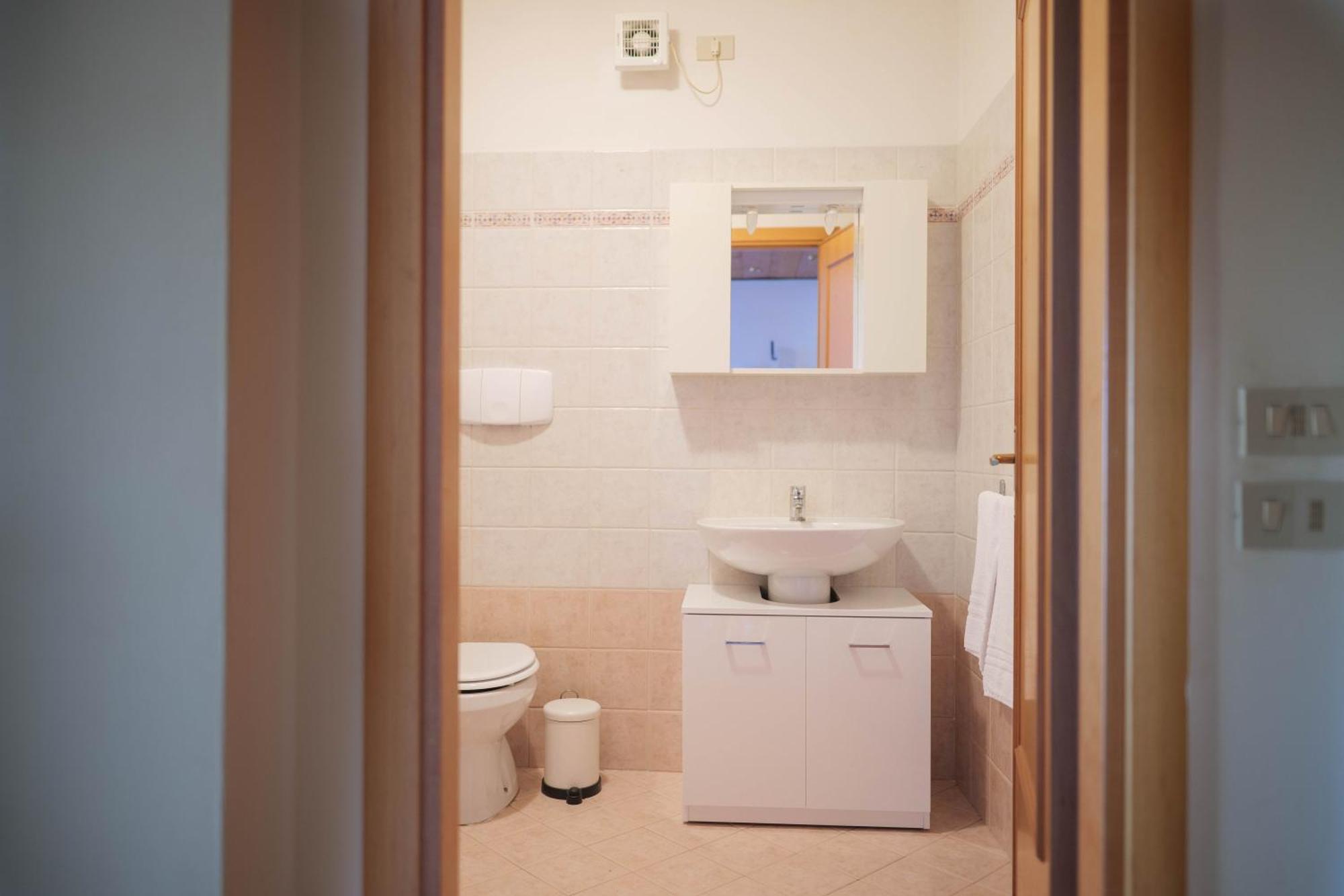 Casa Ghandi Vicino A Roma Con Box Auto E Wi-Fi Monterotondo  Exteriör bild